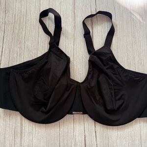 Chantelle Paris 15N10 Bare Essential Underwire Seamless Minimimizer Bra